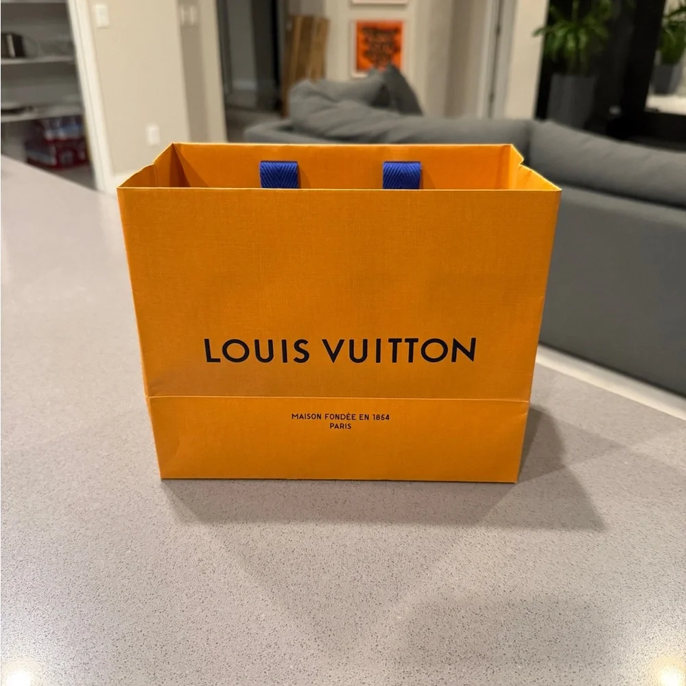Louis Vuitton shopping Bags
